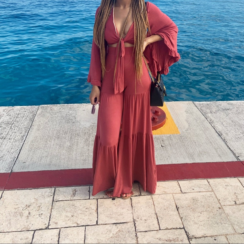 Two Piece Set